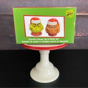 Dr. Seuss The Grinch Who Stole Christmas Salt & Pepper Shakers